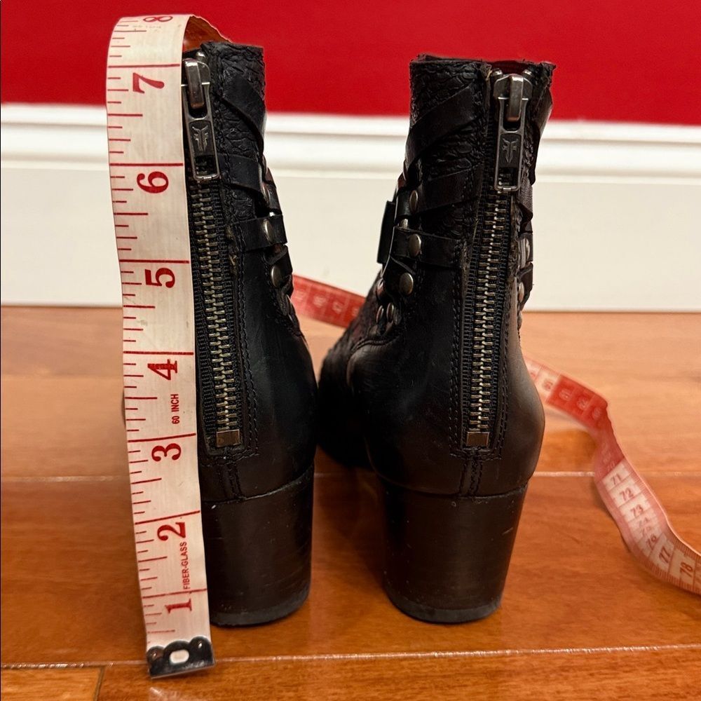 Frye Women's Black Zoe Ring Short Smooth Full Grain/Snakeskin Boots Size 6.5 - Picture 12 of 12
